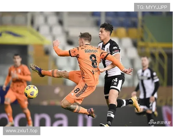 再现C罗式霸气菲利克斯世界波进球后指腿庆祝